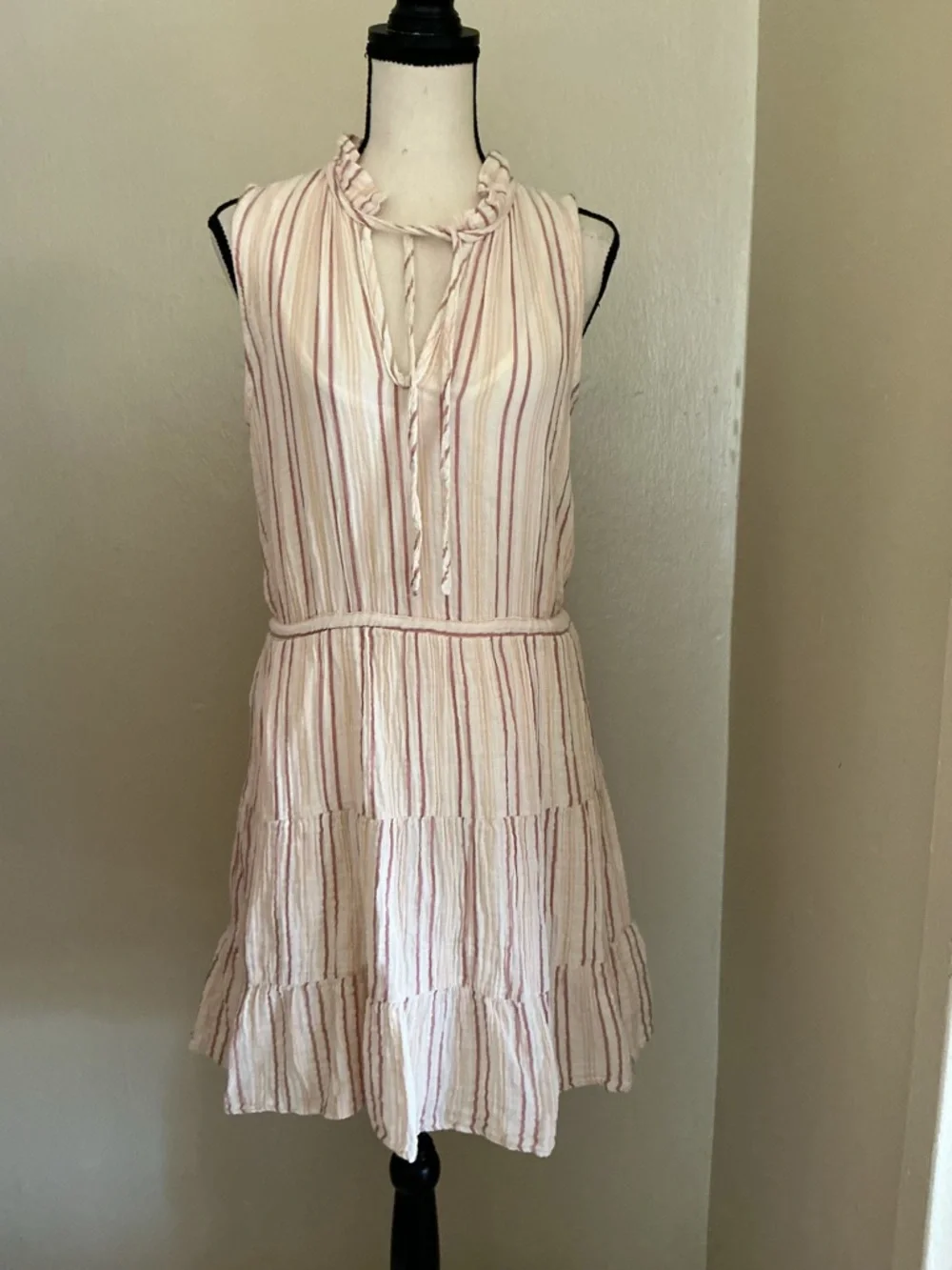 Joie Tiered Stripe Dress in Cream and Dusty Rose M Tie Back - Picture 10 of 11